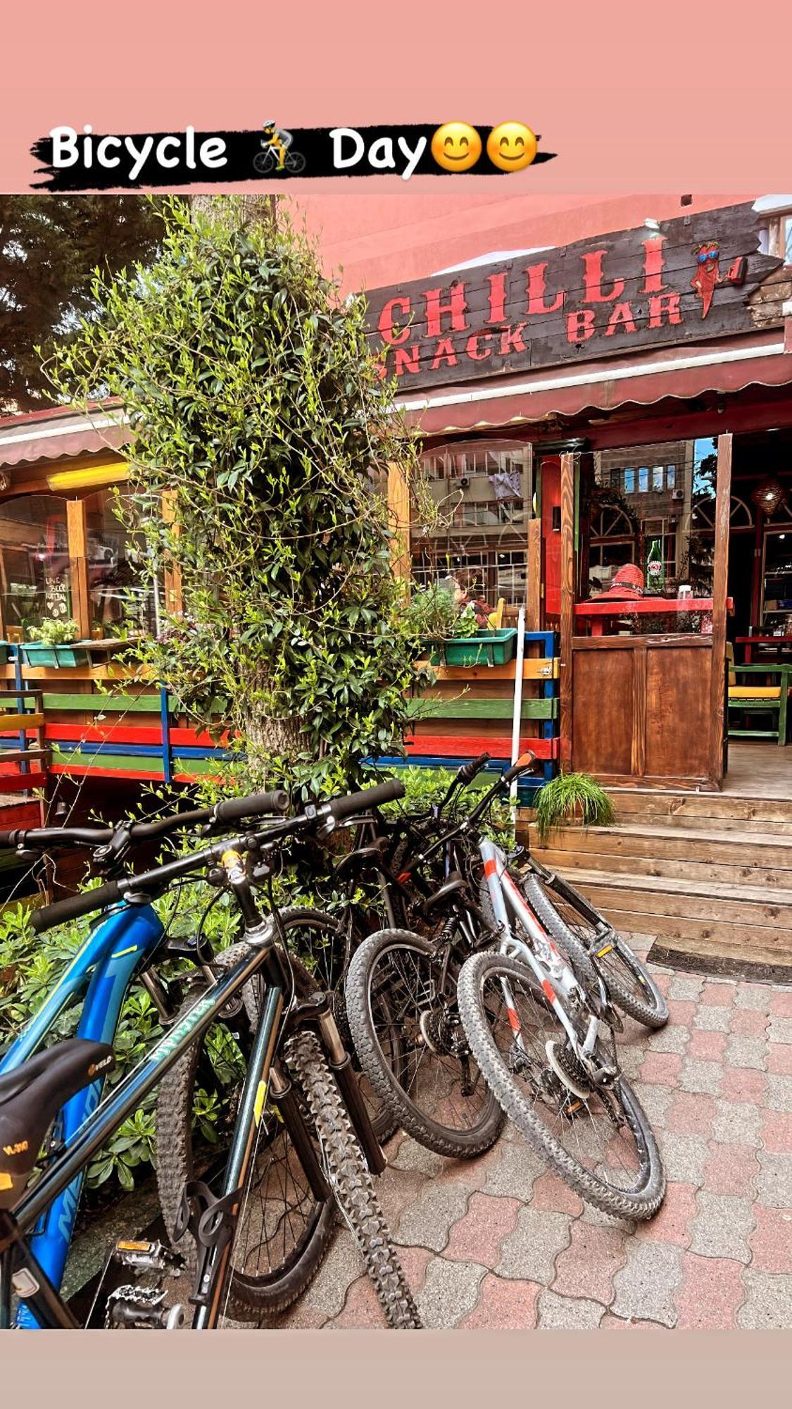 Chilli * Tirana