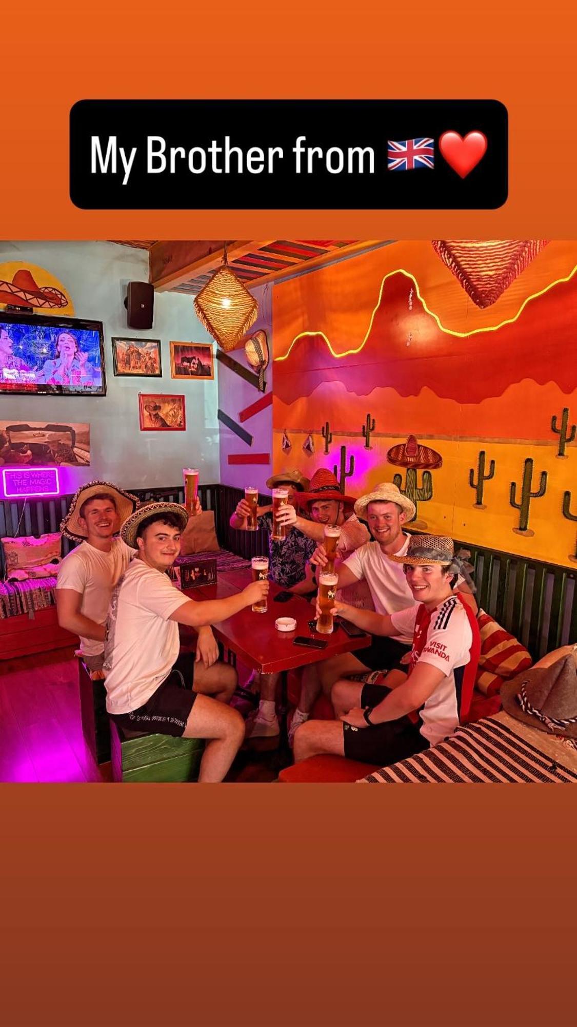 Chilli Hostel *
